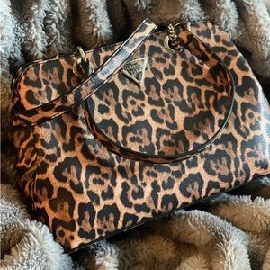 NWT Guess Leopard purse